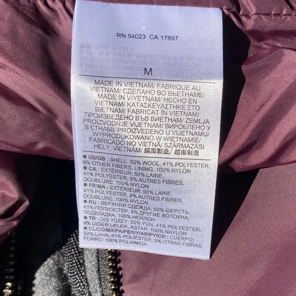 Banana Republic Men's Gray Wool Blend Vest with Full Zipper Men’s-M NWOT - Picture 6 of 6